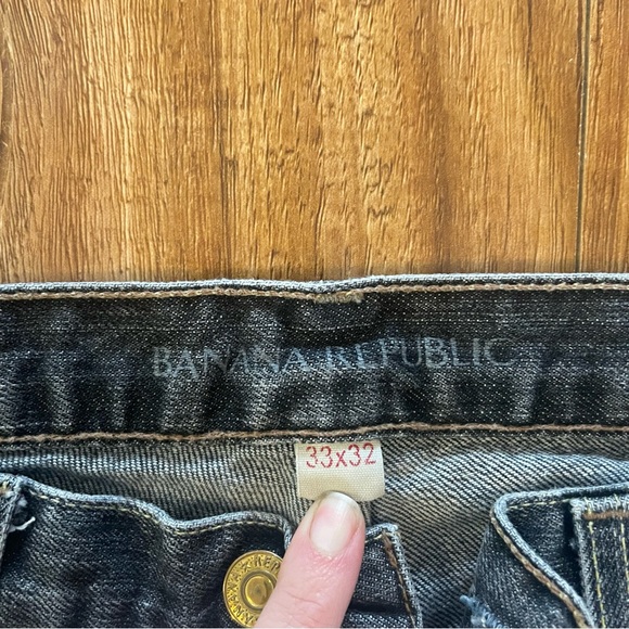 BANANA REPUBLIC Men’s Black Jeans Straight Leg Distressed Denim Size 33 x 32 - Picture 4 of 9